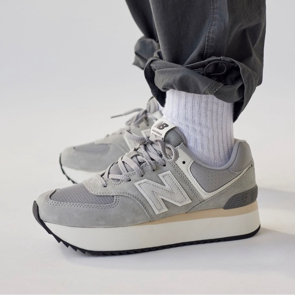 New Balance 574+ Platform - Picture 2 of 6